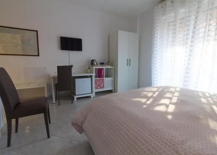 Bed & Breakfast Maison Lillina 4*